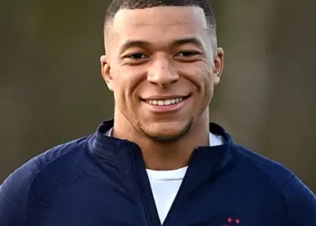 Football : Le commentaire de Kylian Mbappé sur ses revenus annuels astronomiques !!!