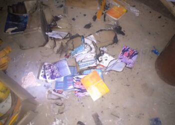 Incendie à l’école primaire du centre à Dinguiraye !!!