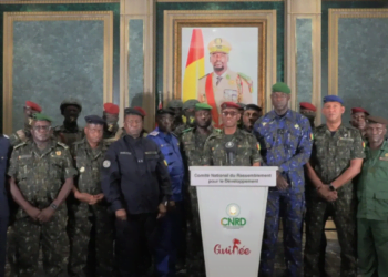 Les comptes bancaires des anciens ministres seront gelés, les véhicules de service et d’escortes doivent être amenés au Garage du Gouverment (communiqué N°1) !!!