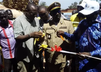 Boké : la société UMS remet les clés de la 10ème école rénovée et équipée dans la commune urbaine