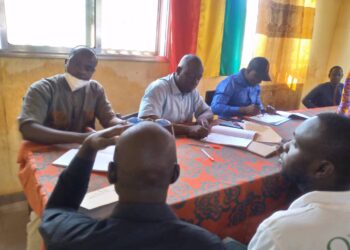 Education/Dinguiraye : Enfin les 371 enseignants contractuels perçoivent leurs primes !!!