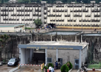 Côte d&rsquo;Ivoire: 51 prisonniers graciés, dont le principal condamné pour les « disparus du Novotel »