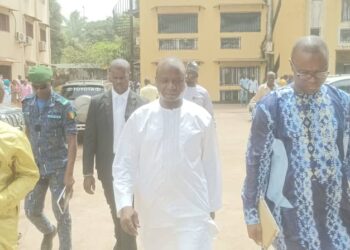 Mines : Nommé à la tête du ministère, M. Bouna Sylla en tournée dans certains services !!!