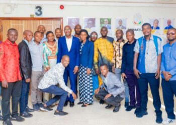 Primature : Les enseignants contractuels rassurés après la rencontre avec le PM Amadou Oury Bah !!!