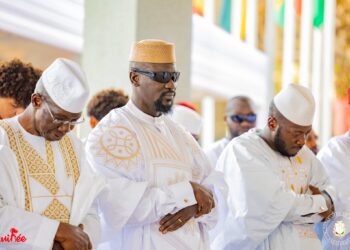 Prière de l’Aïd el-Fitr : Le Chef de l’Etat accomplit ses obligations religieuses au Palais Mohamed V !!!