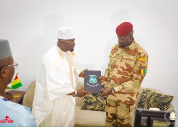 Renforcement de l’axe Conakry-Monrovia : Le Chef de l’Etat reçoit un émissaire de son homologue du Libéria !!!