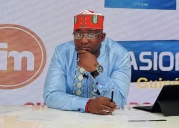 Persécution des Médias en Guinée : La mollesse complice des institutions multilatérales politiques et économiques (Par Mamadou Oury Diallo)!!!