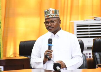 Présentation de la politique générale du Gouvernement par le PM : Le Président du CNT, Dr Dansa Kourouma convoque les conseillers nationaux à session extraordinaire ce lundi (Communiqué) !!!