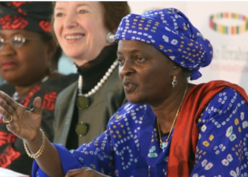 Le projet Simandou présente déjà des avantages économiques tangibles… (Par Aïcha Bah Diallo, ancienne ministre guinéenne de l’éducation)!!!