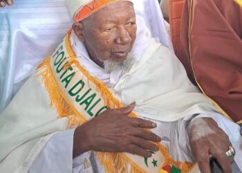 Labé: Le nouveau Khalif  intronisé devant une foule en liesse !!!