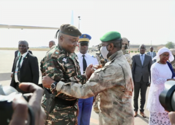 Rencontre Historique : Assimi Goïta à Niamey pour le Premier Sommet des Chefs d’État de l’Alliance des États du Sahel (AES)!!!