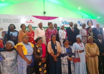 Conakry : le premier ministre lance les travaux de la 13ème édition du Forum International des femmes Entreprenantes et Dynamiques!!!