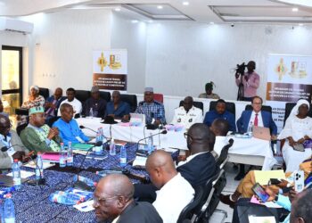 Avant-projet de la nouvelle Constitution : la classe politique édifiée sur le contenu du document!!!