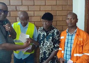 Boké/Mines : La SMB paie plus d’un milliard GNF de redevances minières aux collectivités de Boké et Télimélé !!!