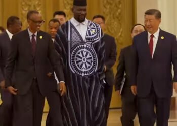 Depuis Pékin, le Général Mamadi Doumbouya ‘’ouvre’’ les portes de la Guinée à la Chine mais… (extrait de Discours) !!!