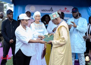 Restitution des titres fonciers et des plans parcellaires au collectif des victimes de Kaporo-rails, Kipé 2 et Dimesse de 1998 et 20219 !!!