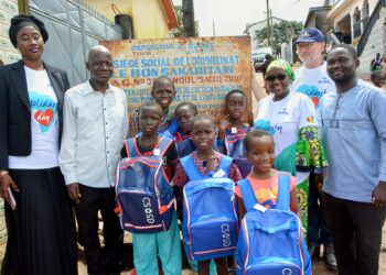 AGL en Guinée soutient l’éducation en apportant des fournitures scolaires aux orphelinats Kiridiya, la Voix des Sans Voix et le Bon Samaritain de Guinée!!!