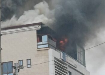 Urgent: Un incendie à Coris Bank à Kaloum (images)!!!