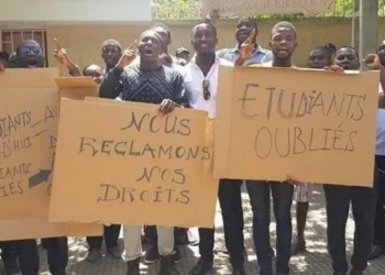 Malgré l’implication personnelle du Président Gl Mamadi Doumbouya, certains étudiants guinéens restent toujours sans leurs bourses selon (Lettre) !!!