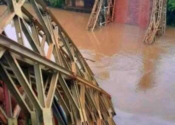 Dernière minute : Le seul pont Métallique entre Kankan Kérouané a cédé !!!
