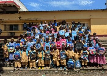 Education : La Fondation ‘’Soul BANG’S & Manamba KANTÉ’’ scolarise 100 enfants démunis en Guinée !!!