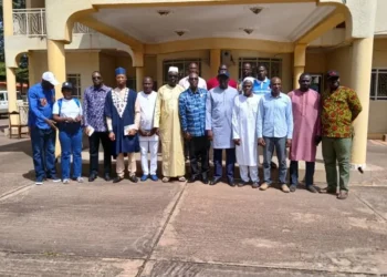 Campagne de vulgarisation de l’avant-projet de la nouvelle constitution : la délégation du CNT à Kankan prend contact avec les autorités locales