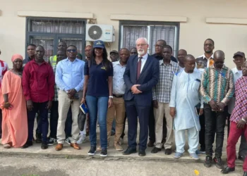 Formation : une délégation d’AGL Guinée visite les locaux de l’école « Les Chemins de fer »