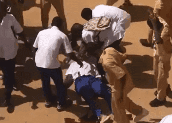 Conakry/Lycée Donka : un élève de la 11ème année chute au 3ème étage et meurt