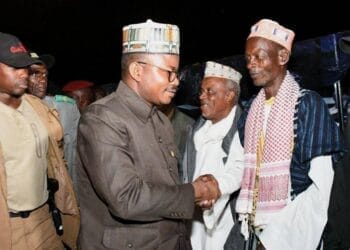 Kankalabé (Dalaba) : Forte mobilisation nocturne en faveur du Président du CNT, Dr Dansa Kourouma