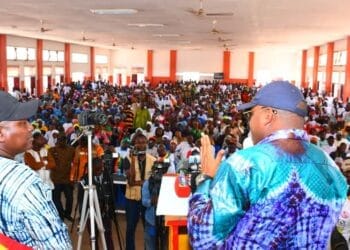 Coyah : Les populations accueillent le Président du Conseil National de la Transition