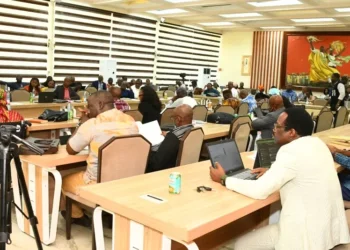 Salle du 28 septembre : Deux importants accords en débat intercommissions