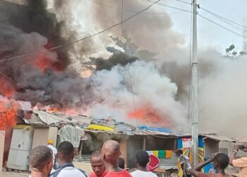 Kaloum : Incendie dans un endroit de vente de produits pétroliers