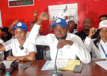 Plus de 150 000 emplois menacés ? Des responsables syndicaux de Monnaie électronique en Guinée annoncent une grève générale illimitée…