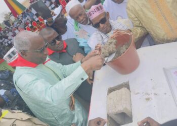 Infrastructures : Pose de la 1ère pierre des travaux de bitumage de la route Bissikirima-Dinguiraye