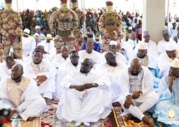 Célébration de l’Aïd el Fitr : Le Président de la République Son Excellence le Général Mamadi Doumbouya s’acquitte de son devoir religieux au Palais Mohammed V