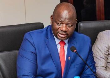 Sport : La Feguifoot secoué par une crise, le ministre Bogola invite la FIFA