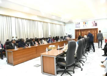 CNT : Des étudiants en immersion pour découvrir le fonctionnement du Parlement