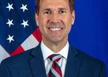 L’Amérique est ouverte aux affaires en Guinée : Tribune de Troy Fitrell, Ambassadeur des États-Unis en Guinée