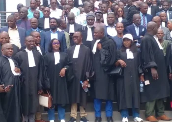 Guinée : le Barreau prolonge son boycott, des juridictions paralysées