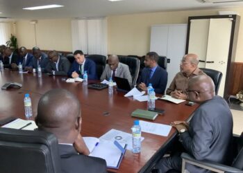 Rencontre entre la BCRG et l’APB sur les solutions à la crise du cash en Guinée