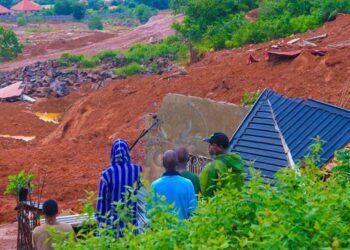 Glissement de terrain à Maneah : ‘’11 corps sortis des décombres et 10 blessés’’ (bilan provisoire ANGUCH)
