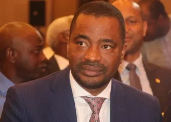 Partir, c’est mourir un peu (Par Tibou Kamara)