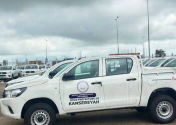 Guinée : Remise officielle de véhicules pickups aux 332 sous-préfets