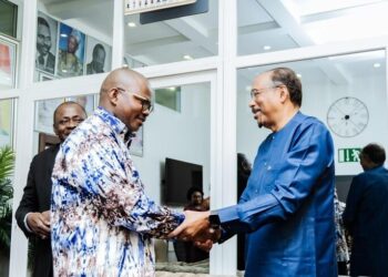 Coopération : l’envoyé spécial de l’UA reçu par le président Dr Dansa Kourouma