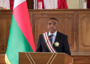Madagascar : le colonel Randrianirina investi « président de la refondation » après la chute de Rajoelina