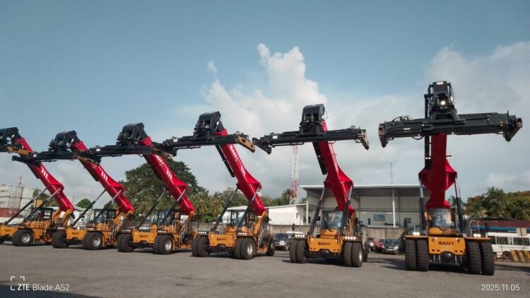 Performance : Conakry Terminal renforce sa capacité de manutention avec sept nouvelles machines