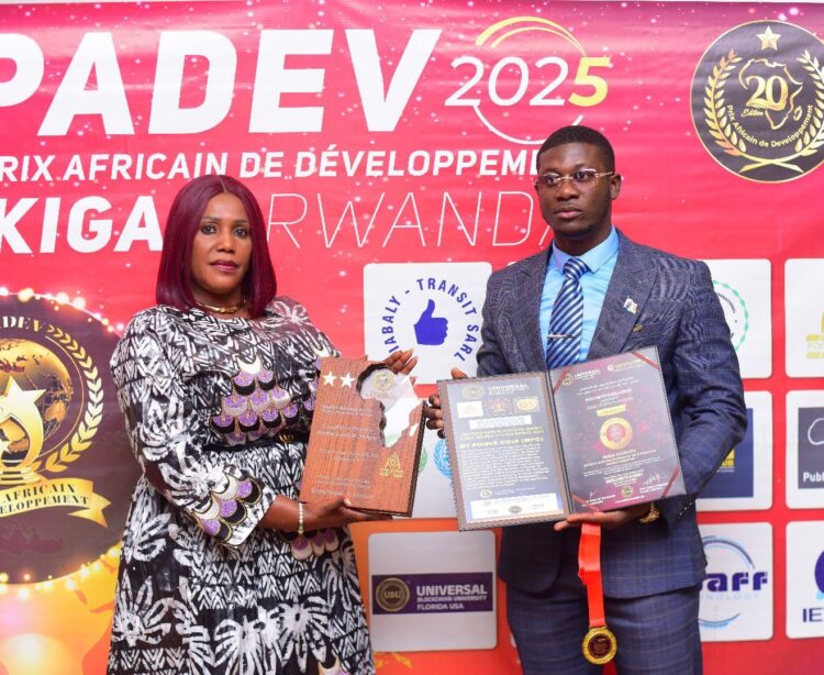 Reconnaissance: Dr Dansa Kourouma président du CNT honoré à Kigali