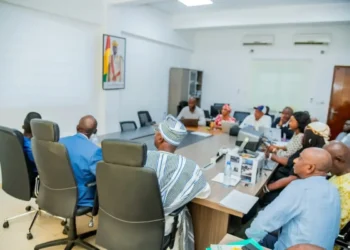 Travaux en commission : Le CNT examine le projet de Code du Tourisme pour moderniser le secteur