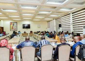 LFR 2025 : Le CNT examine le budget du Ministère de l’Enseignement Pré-Universitaire et de l’Alphabétisation