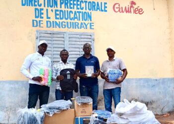 Education : des kits scolaires destinés aux élèves de Dinguiraye, un don de l&rsquo;ONG Dinguiraye Réflexion et Action